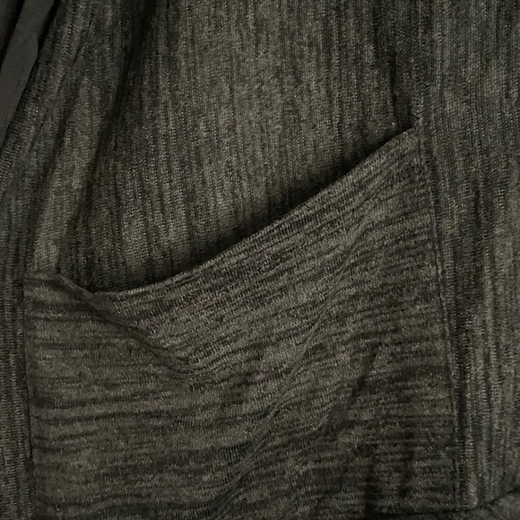 LOGO Lori Goldstein Zip Up Dark Green Cardigan with Shark Bite Hem, size 1X - Picture 9 of 15